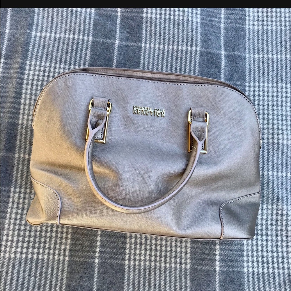 Kenneth Cole Reaction Silver purse with Elegant Metallic Accents